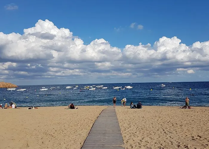 Lydia's With Castle View * Tossa de Mar