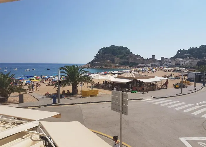 Lydia's With Castle View Tossa de Mar