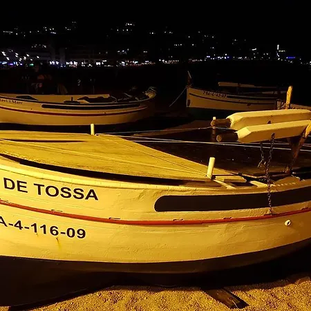 Lydia's With Castle View *