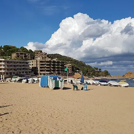 Lydia's With Castle View Tossa de Mar