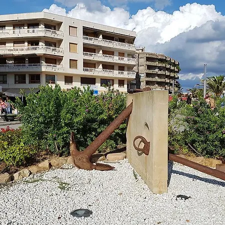 Lydia's With Castle View * Tossa de Mar